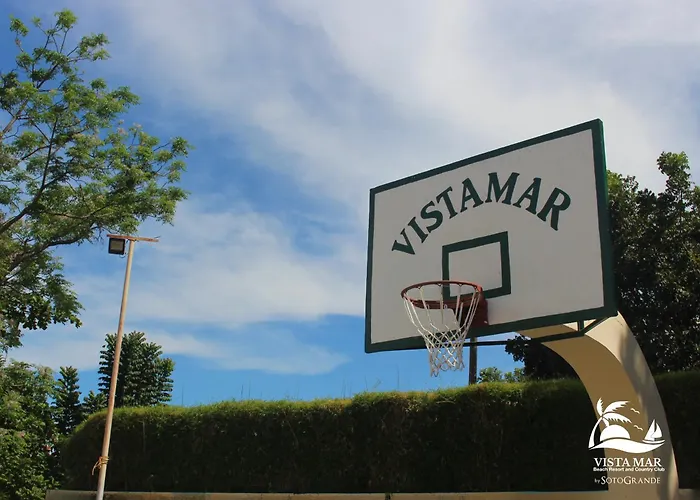 Vista Mar & Country Club Resort
